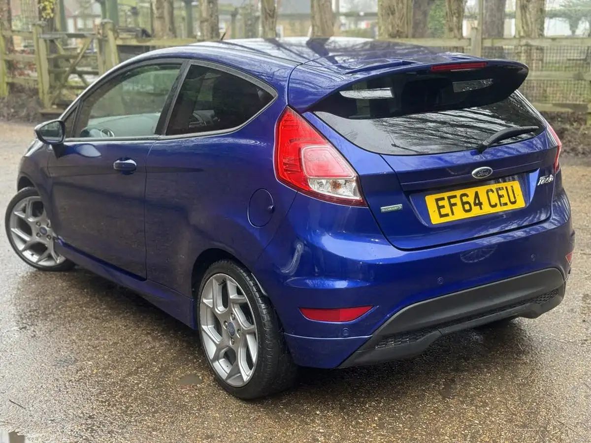 2014-ford-fiesta-10-zetec-s-big-16