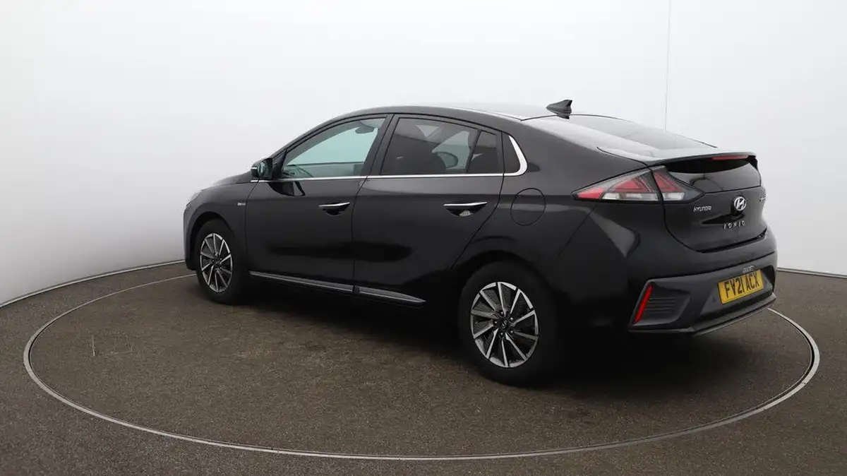 2021-hyundai-ioniq-e-premium-se-electric-100kw-big-58
