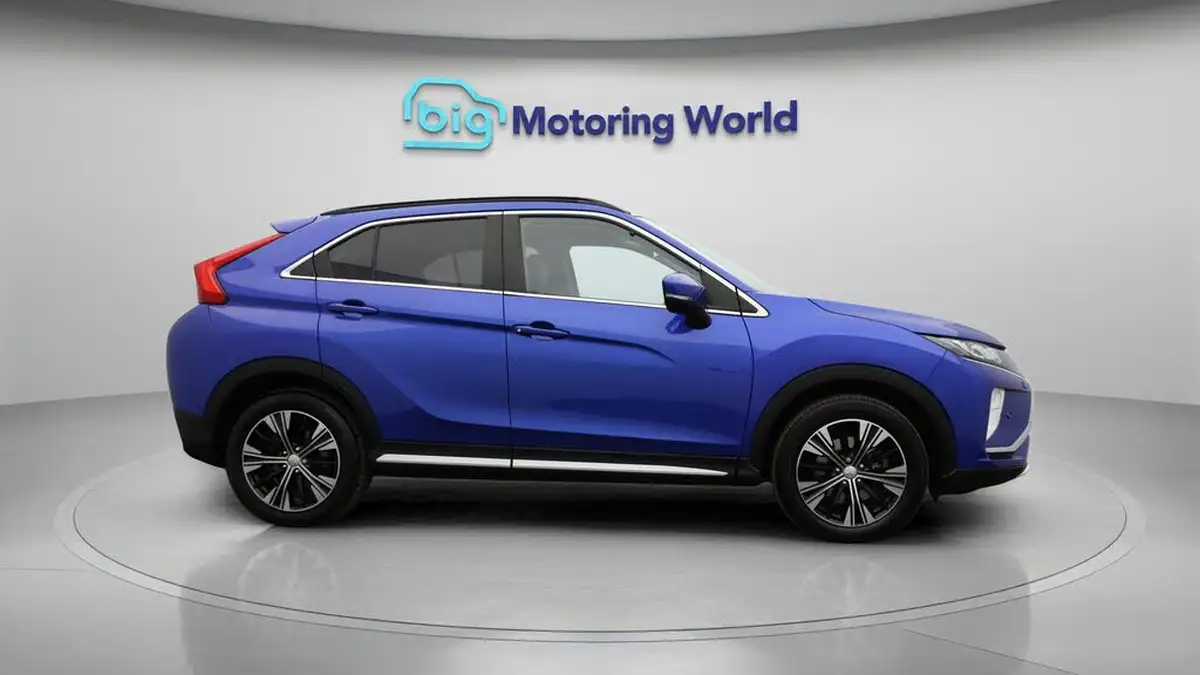 2019-mitsubishi-eclipse-cross-15-exceed-big-8