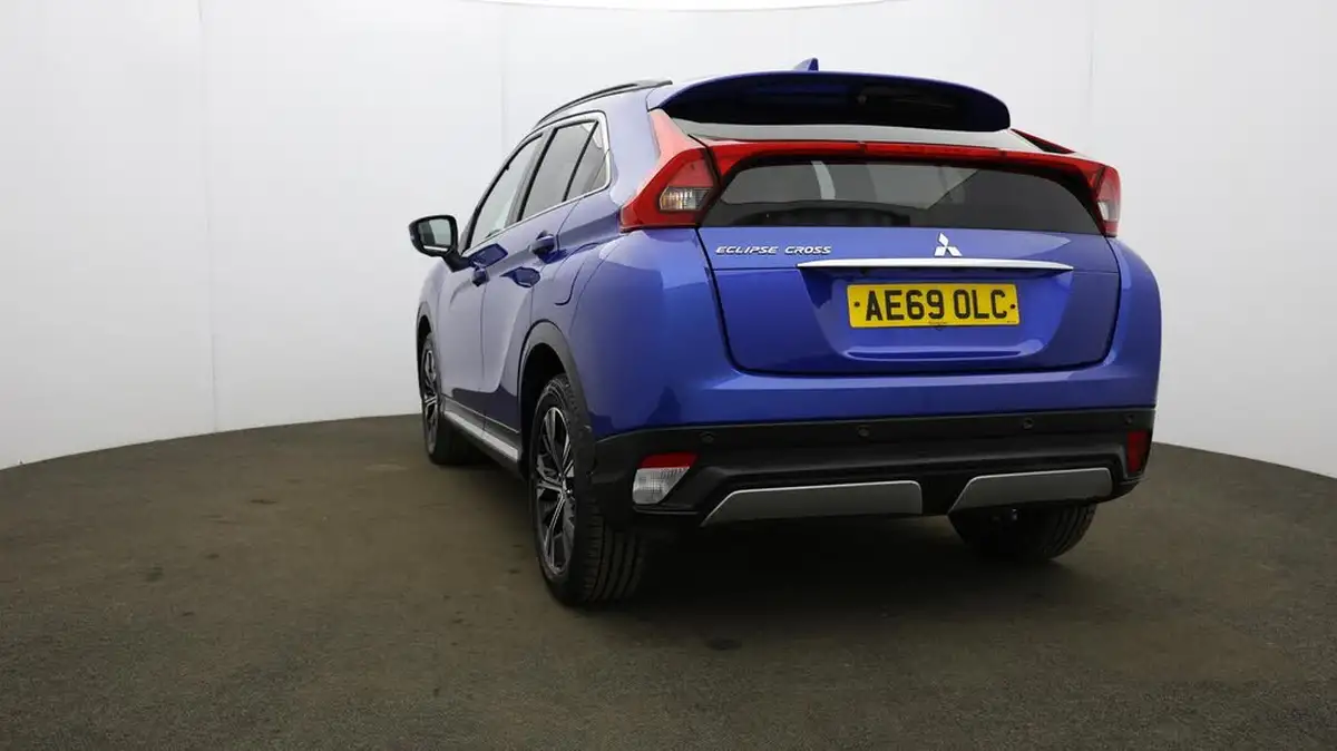 2019-mitsubishi-eclipse-cross-15-exceed-big-32