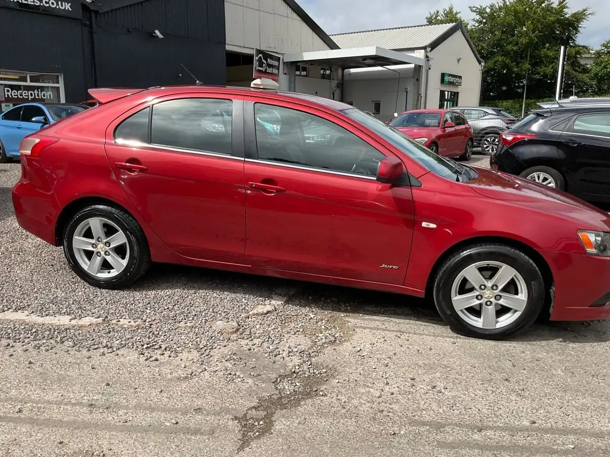 2011-mitsubishi-lancer-20td-juro-big-53