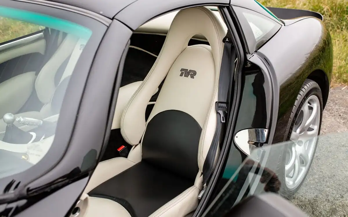 2001-tvr-tuscan-40-s-big-12