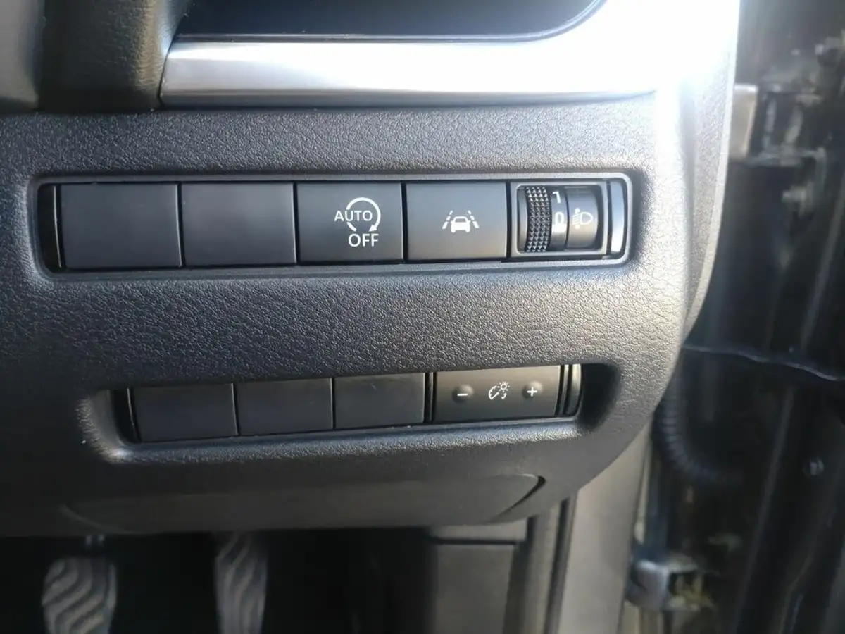 2022-nissan-qashqai-13-dig-t-n-connecta-140ps-big-11