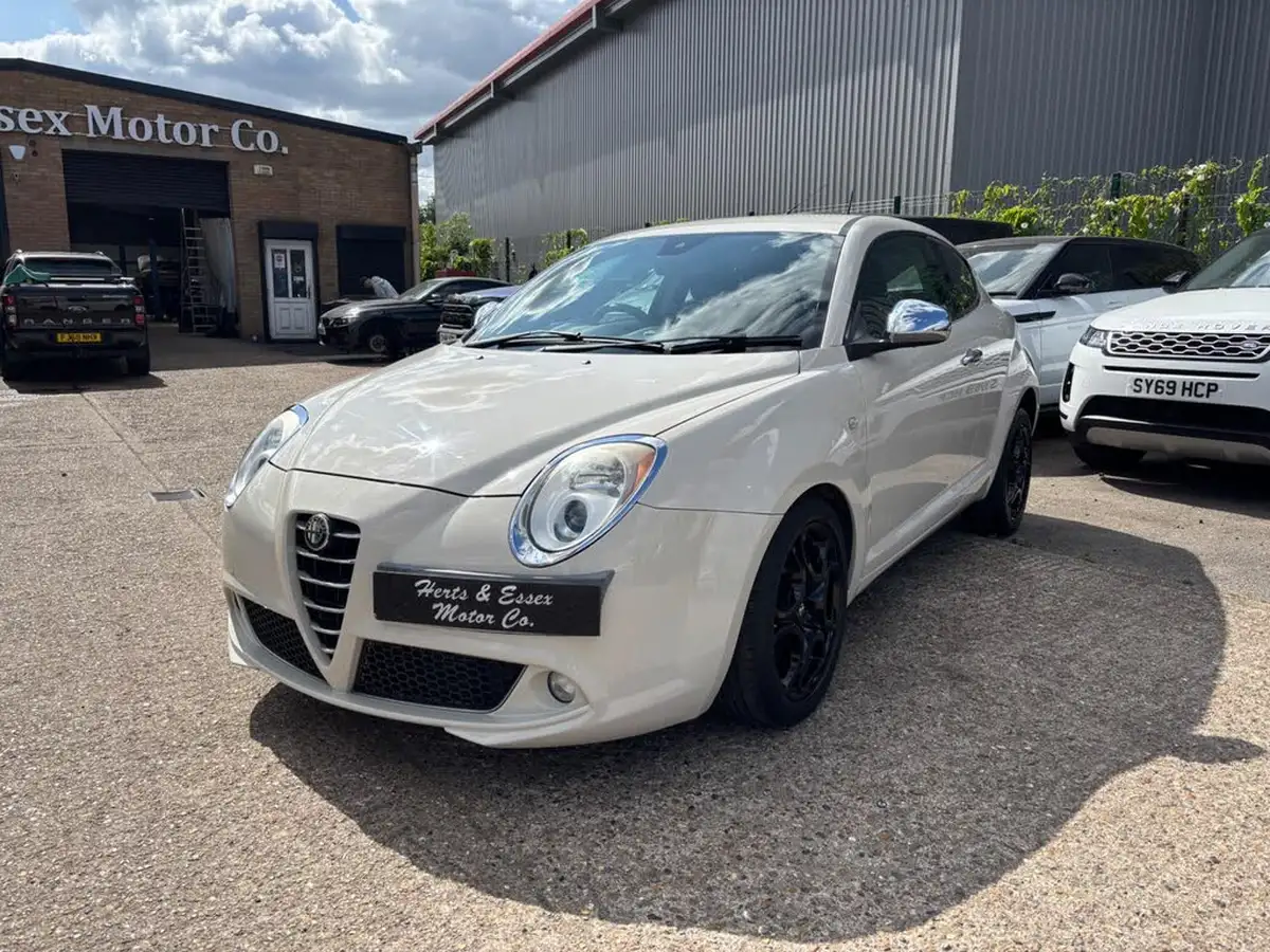 2012-alfa-romeo-mito-14-veloce-tb-multiair-135bhp-tct-big-2
