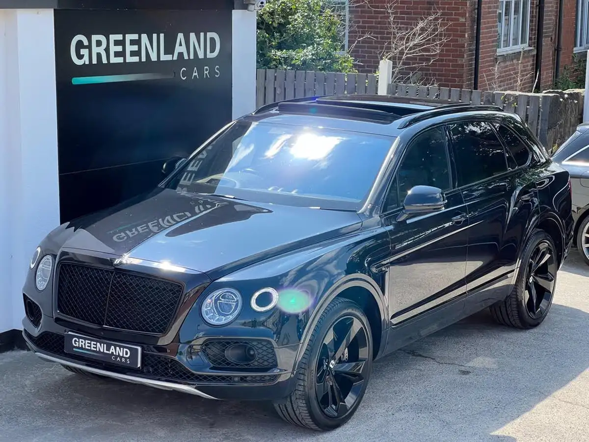 2017-bentley-bentayga-60-w12-big-3