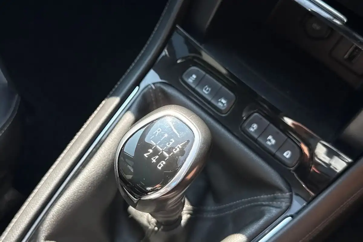 2021-vauxhall-grandland-x-12-griffin-big-18