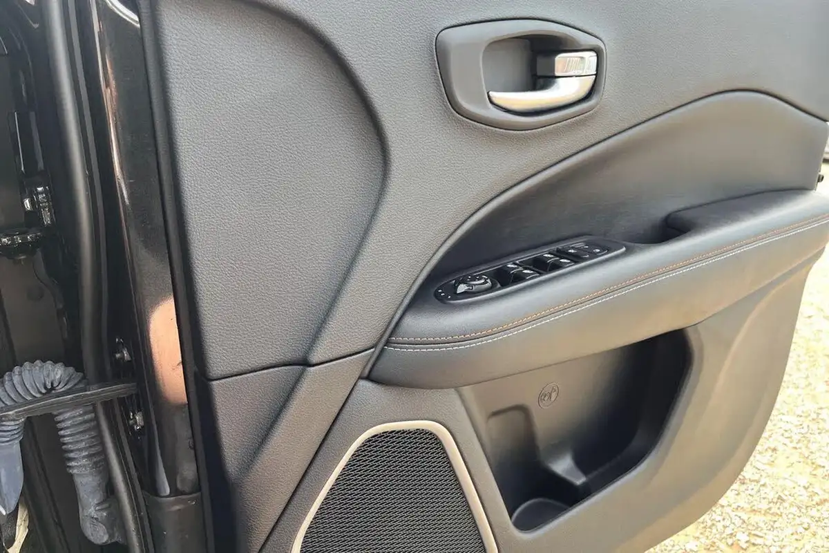 2021-jeep-compass-14-multiair-ii-longitude-168bhp-4x4-auto-big-27