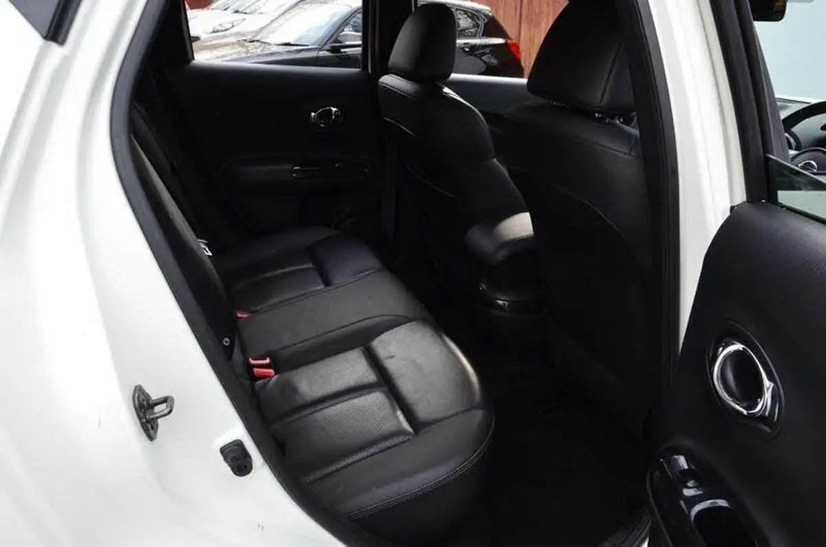 2015-nissan-juke-12-tekna-big-17