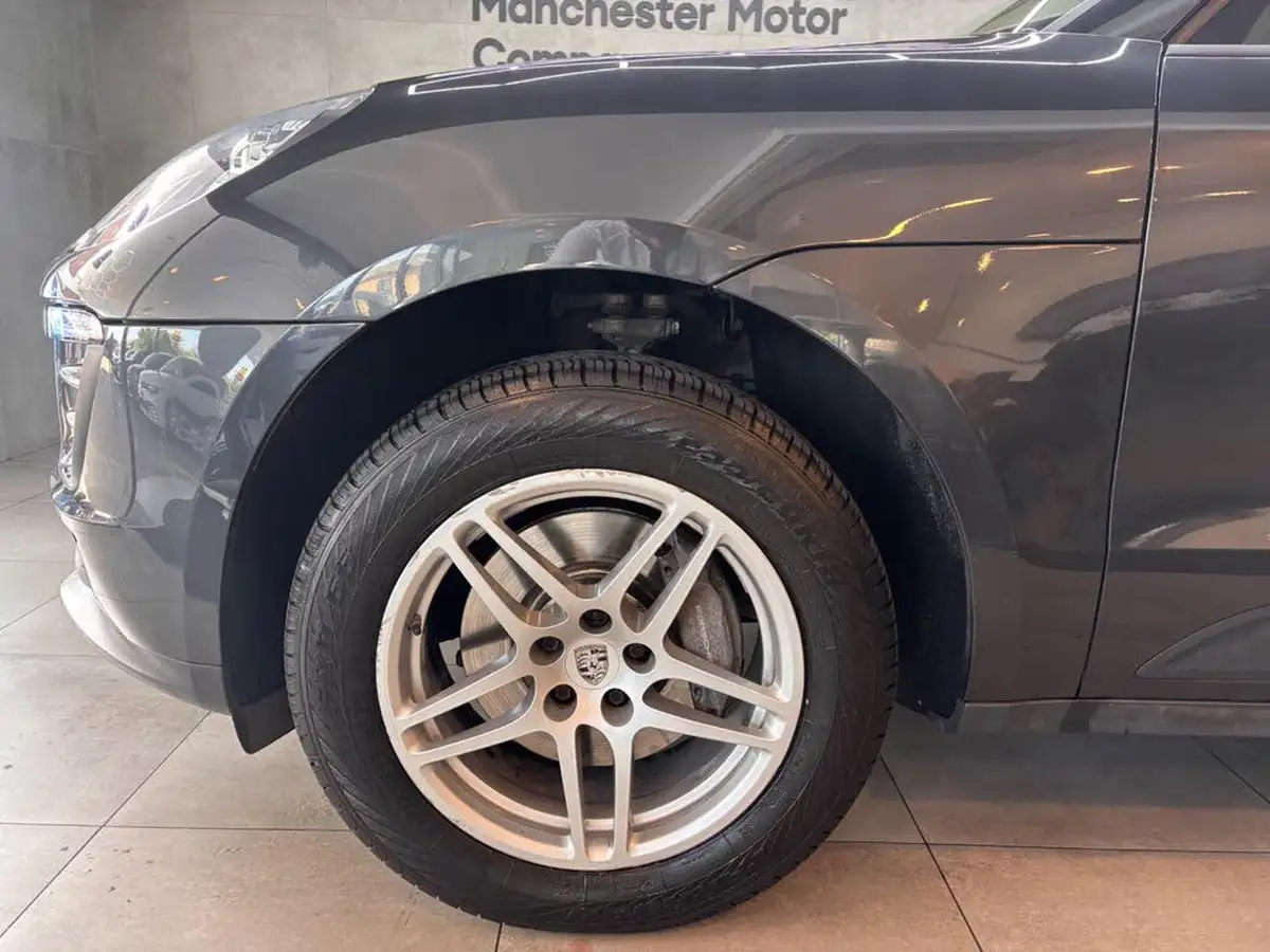 2016-porsche-macan-20-big-21