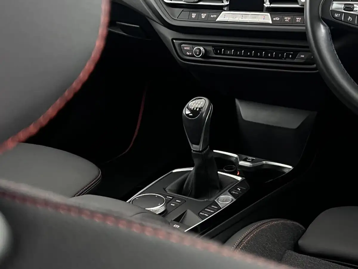 2022-bmw-1-series-15-118i-sport-big-36