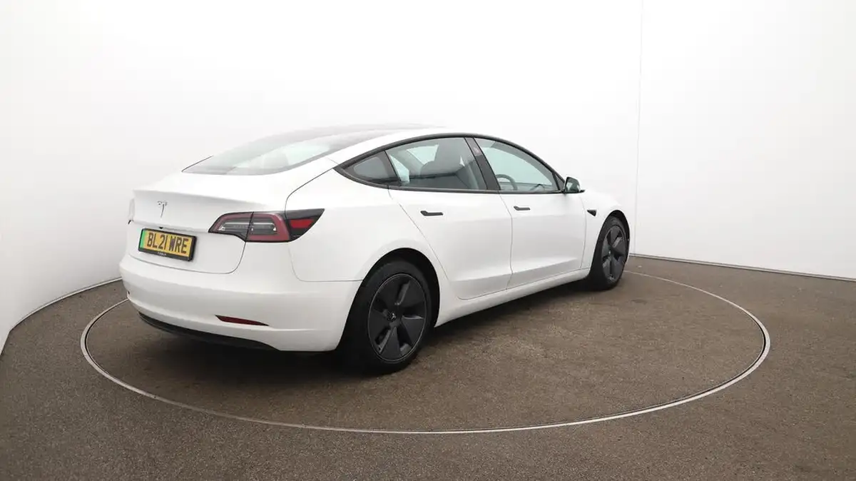 2021-tesla-model-3-e-standard-plus-big-53