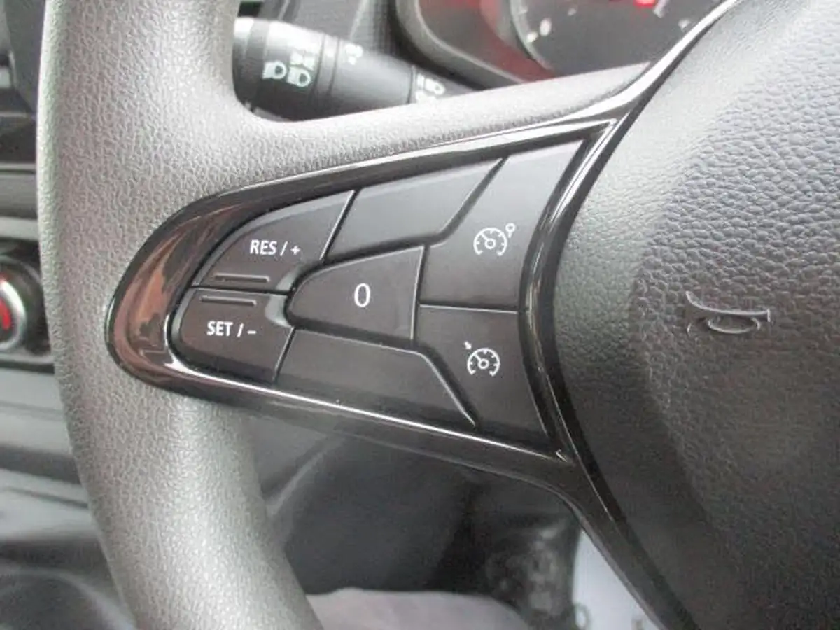 2023-renault-trafic-20dci-sl28-130-business-big-21