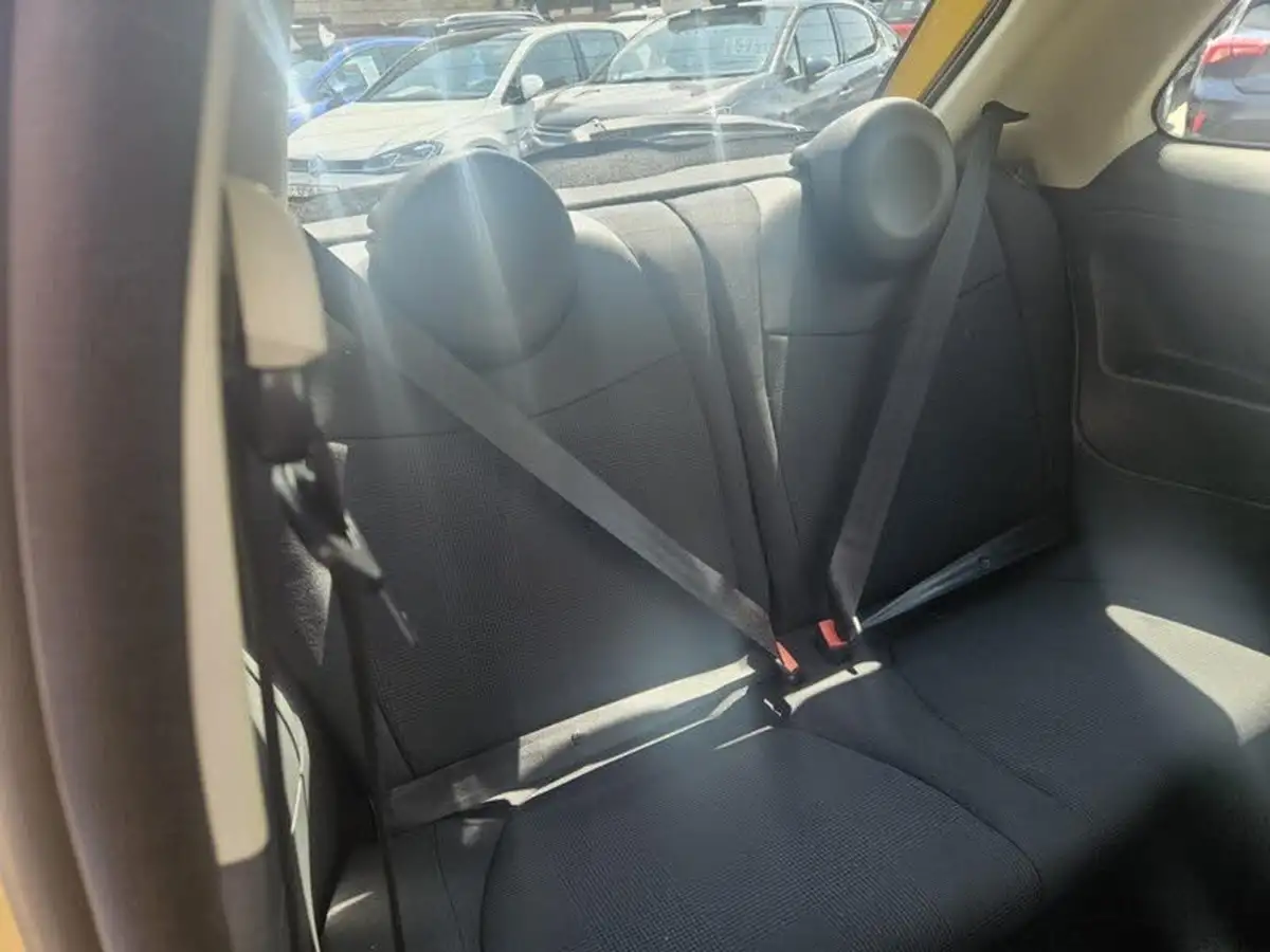 2015-fiat-500-12-lounge-ss-big-17