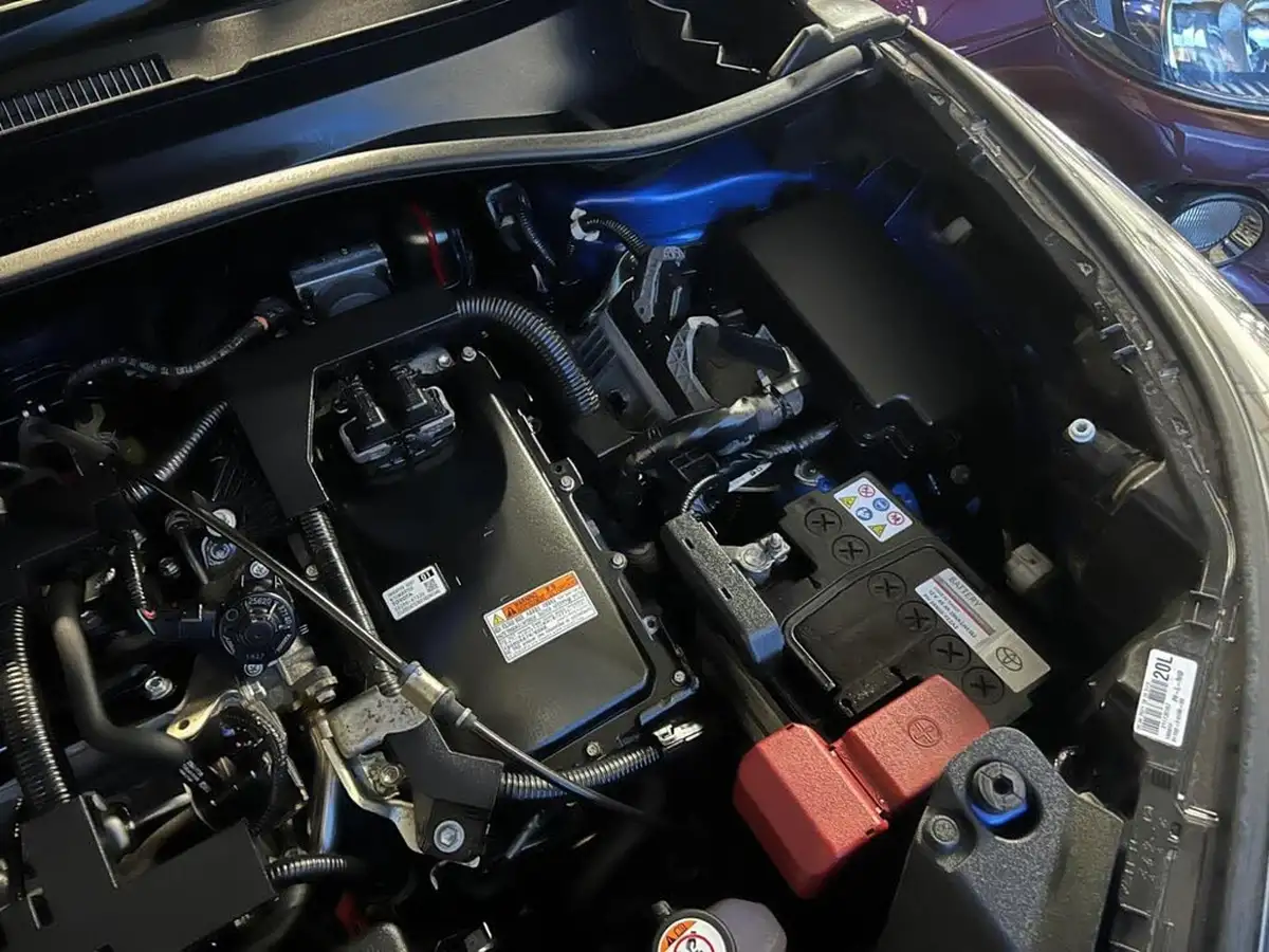 2021-toyota-c-hr-18-vvt-i-icon-big-11