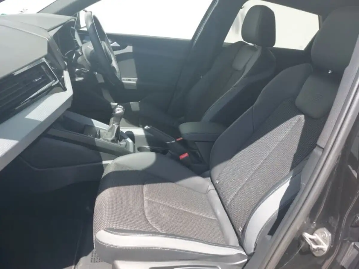 2022-audi-a1-10-30-tfsi-s-line-big-4