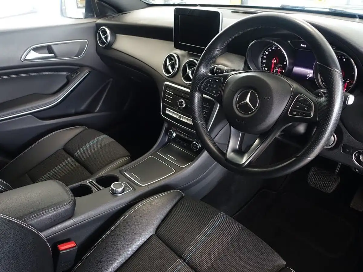 2018-mercedes-benz-cla-21d-cla-200-sport-shooting-brake-5d-7g-dct-big-13