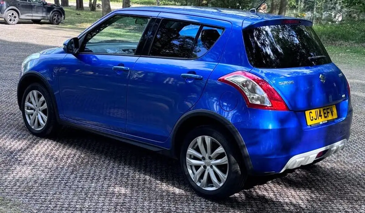 2014-suzuki-swift-12-sz4-94ps-4x4-5d-big-4