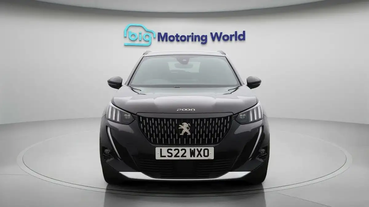 2022-peugeot-2008-suv-12-puretech-gt-big-2