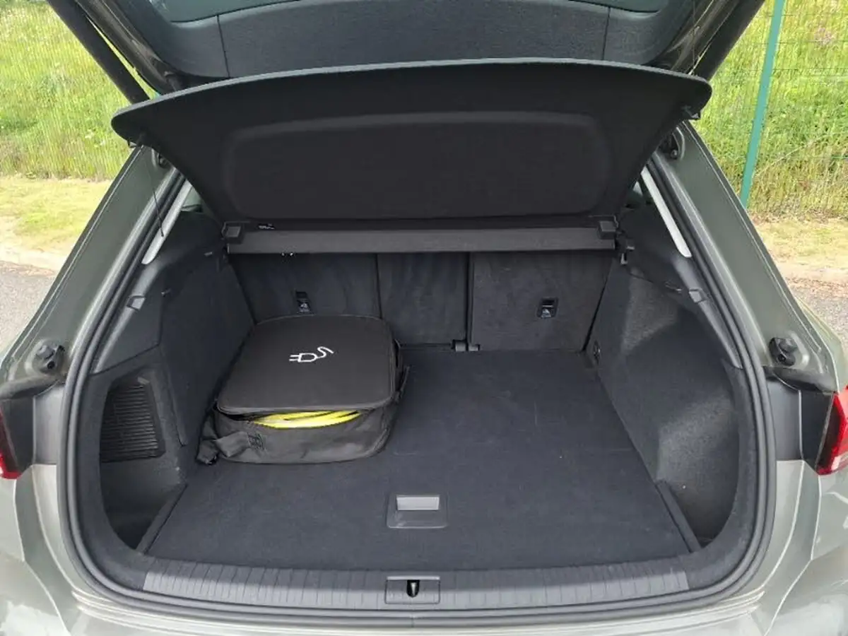 2022-audi-q3-14-45-tfsi-e-technik-big-7