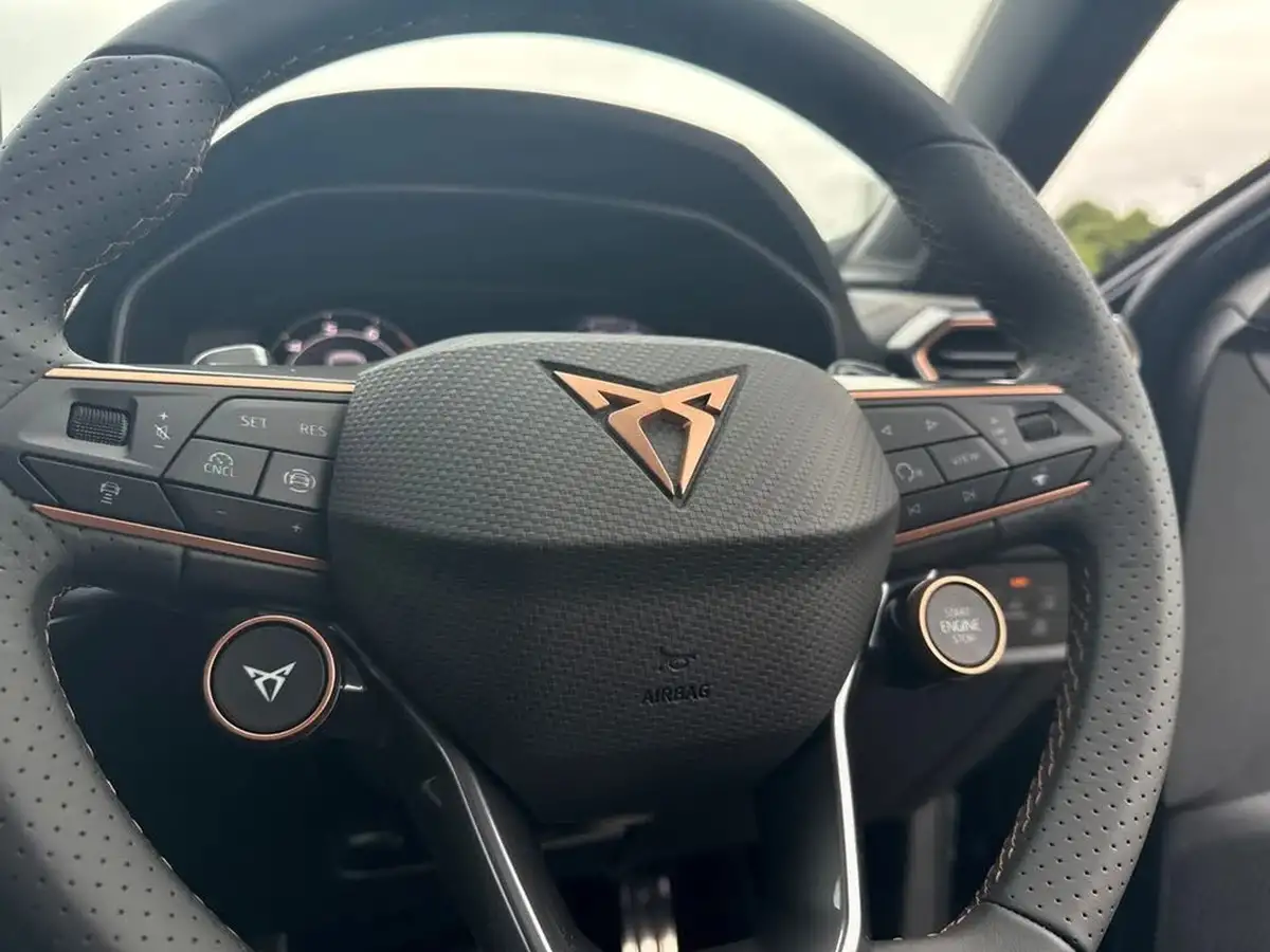 2024-cupra-formentor-15-e-hybrid-v3-big-29