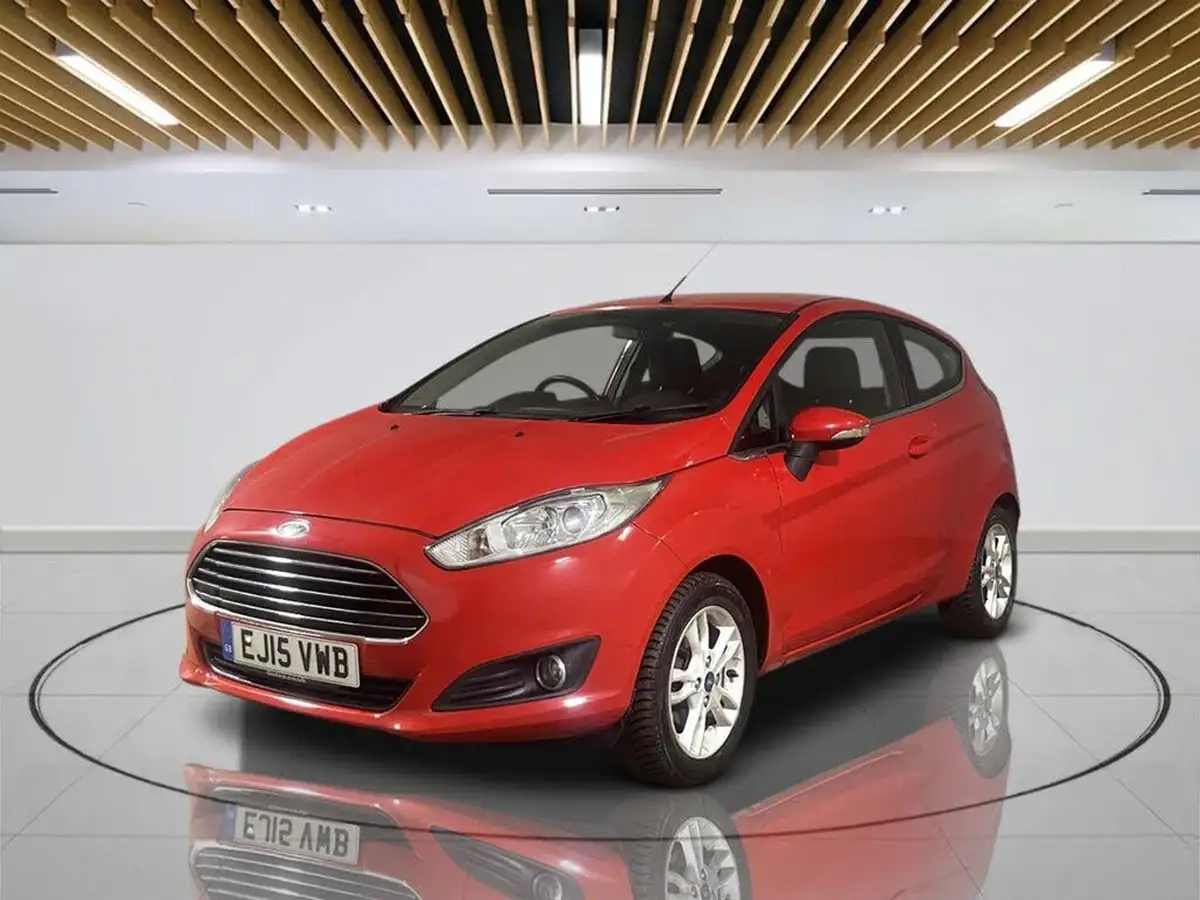 2015-ford-fiesta-125-zetec-3d-big-4