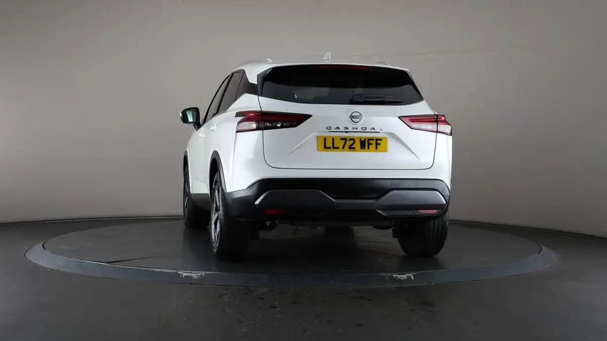 2022-nissan-qashqai-13-dig-t-n-connecta-140ps-big-44