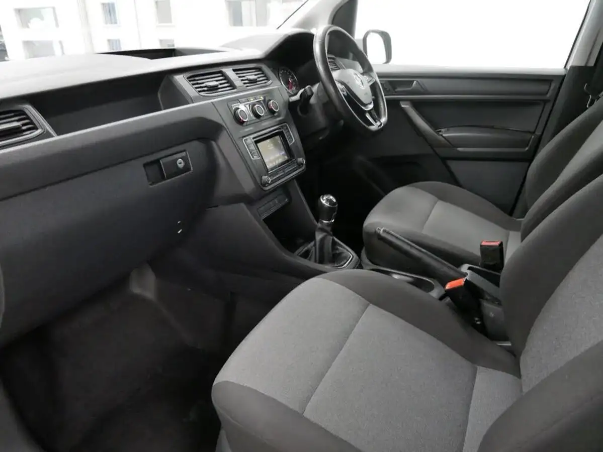 2020-volkswagen-caddy-20tdi-c20-trendline-bmt-big-16