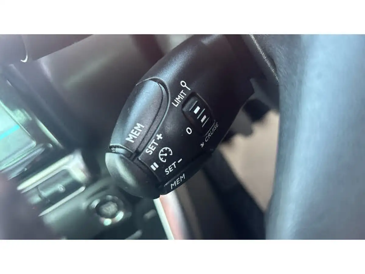 2023-citroen-c3-aircross-12-puretech-shine-plus-110ps-big-26