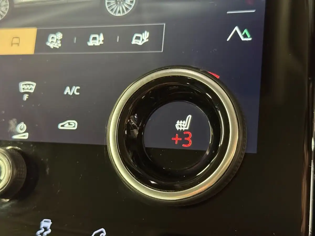2022-land-rover-range-rover-velar-20-d200-r-dynamic-se-big-40