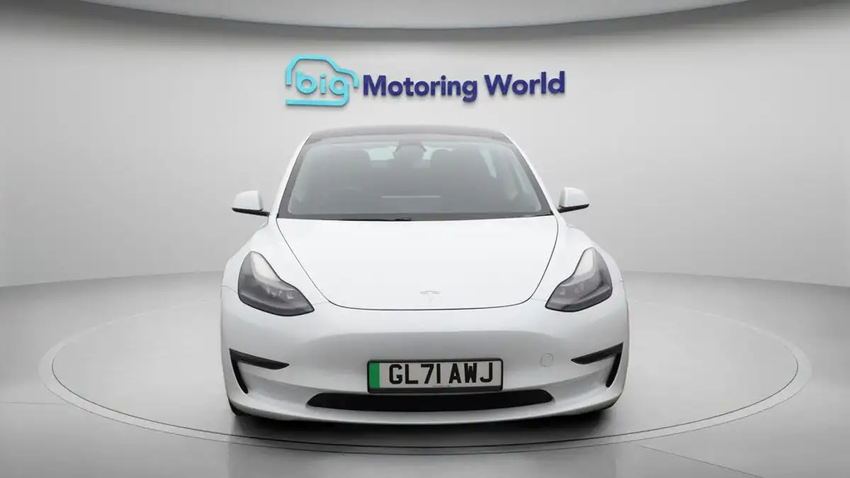 2021-tesla-model-3-e-long-range-awd-big-2