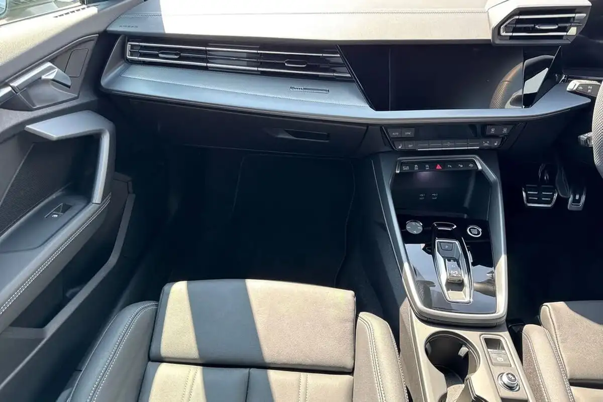 2024-audi-a3-15-35-tfsi-s-line-sportback-5d-tronic-big-19