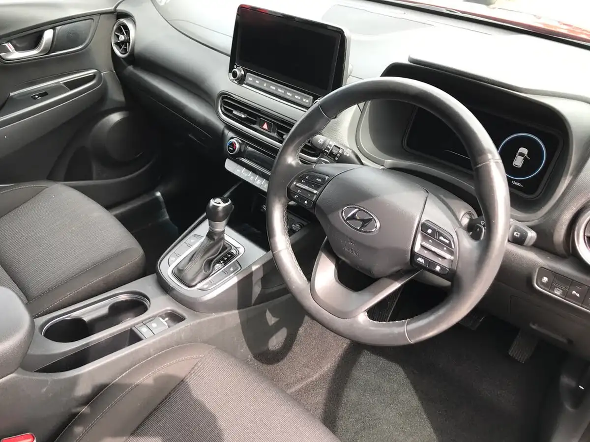 2022-hyundai-kona-16-gdi-premium-big-2