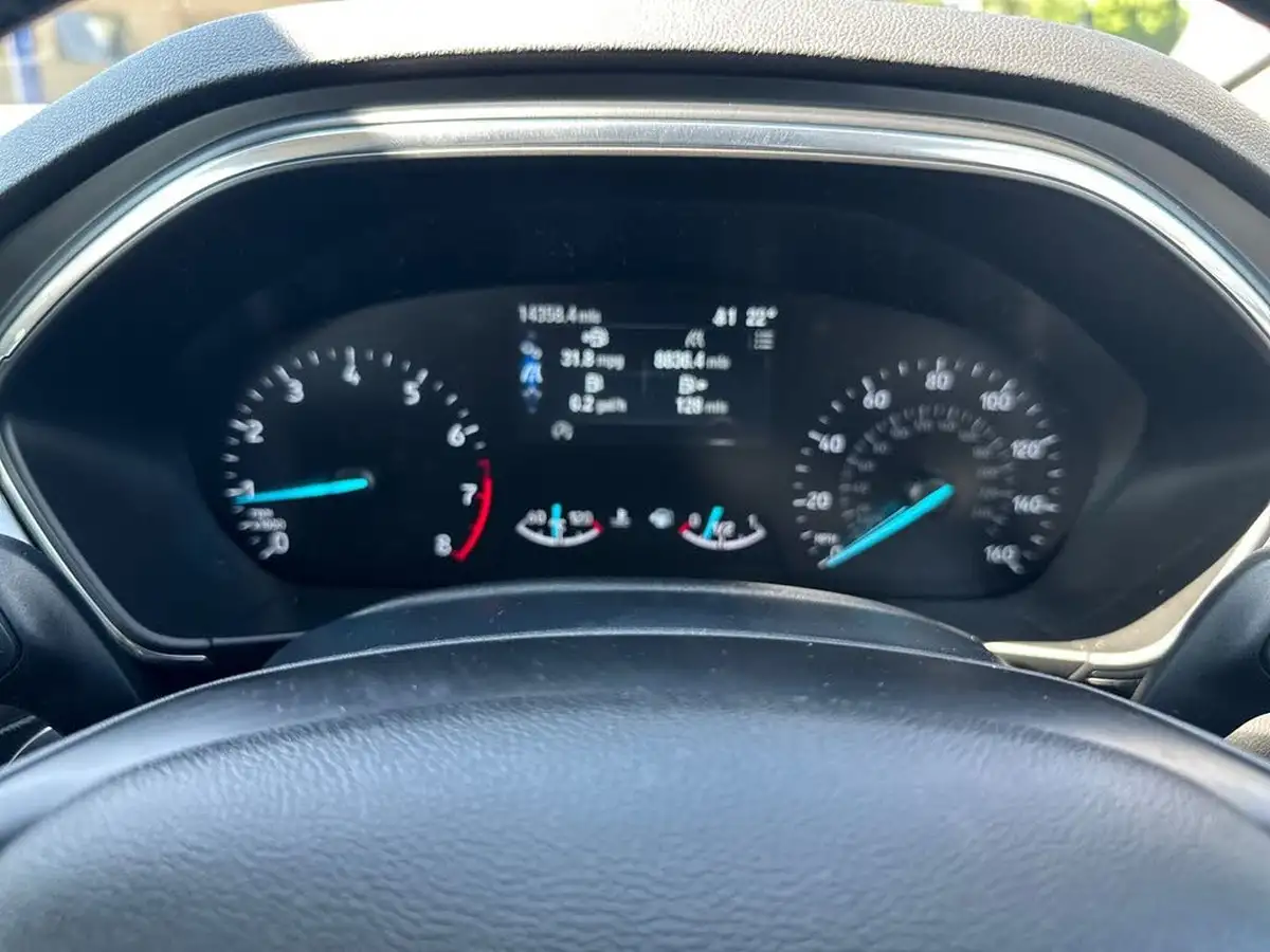 2022-ford-focus-10t-titanium-125ps-estate-big-17