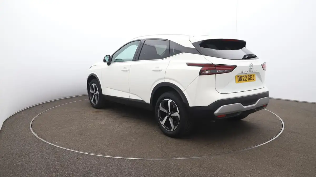 2022-nissan-qashqai-13-dig-t-n-connecta-140ps-big-61