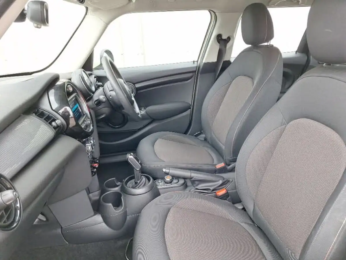 2020-mini-countryman-15-cooper-classic-auto-big-4