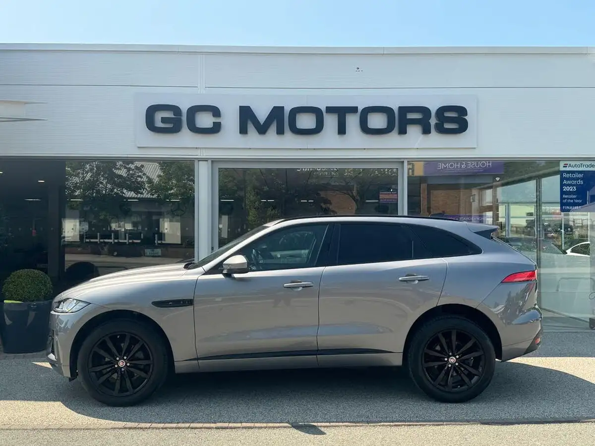 2020-jaguar-f-pace-20-i4d-chequered-flag-180ps-big-4