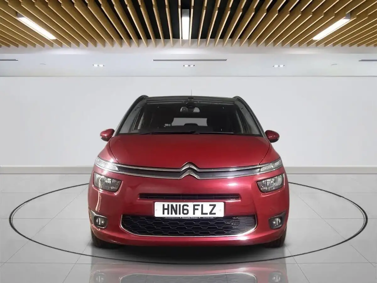 2016-citroen-grand-c4-picasso-16bluehdi-exclusive-big-1