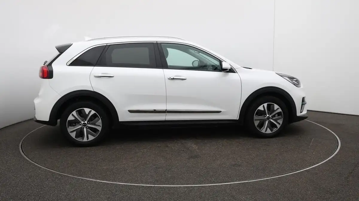 2020-kia-e-niro-ev-4-big-51