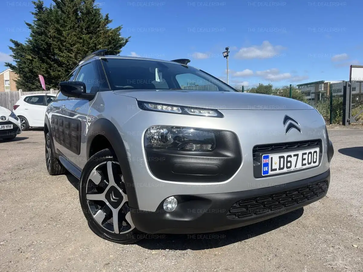 2017-citroen-c4-cactus-12-puretech-flair-82ps-big-9