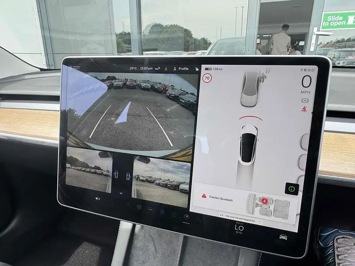 2021-tesla-model-3-e-standard-plus-big-33