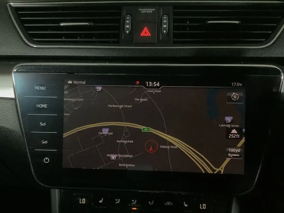 2019-skoda-superb-20tdi-se-l-executive-150ps-estate-dsg-big-24