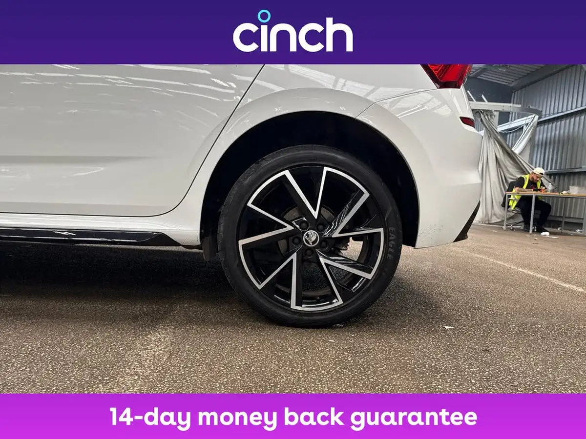2021-skoda-kamiq-15-tsi-monte-carlo-dsg-big-24