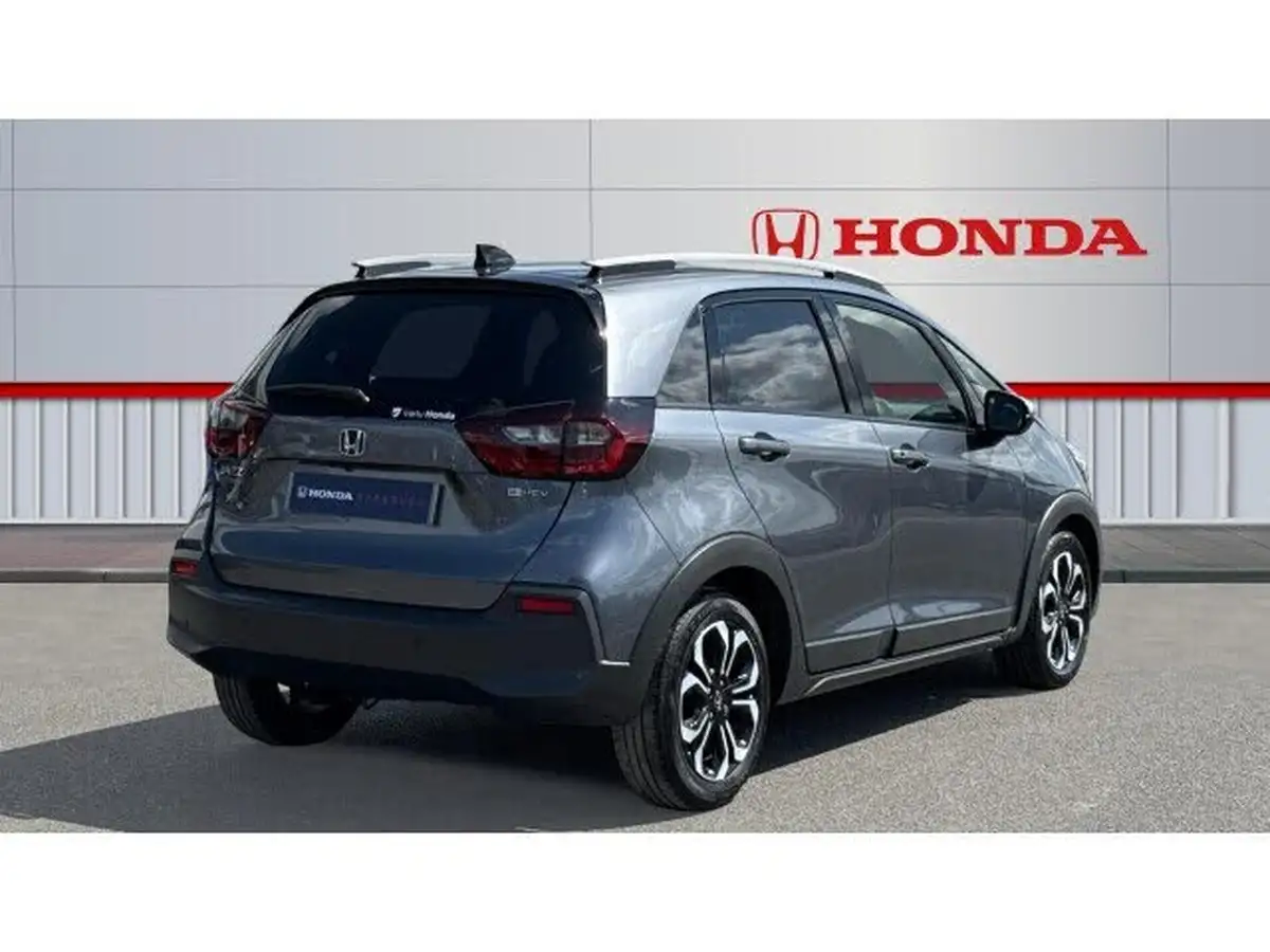 2021-honda-jazz-15-i-mmd-ex-109ps-big-11