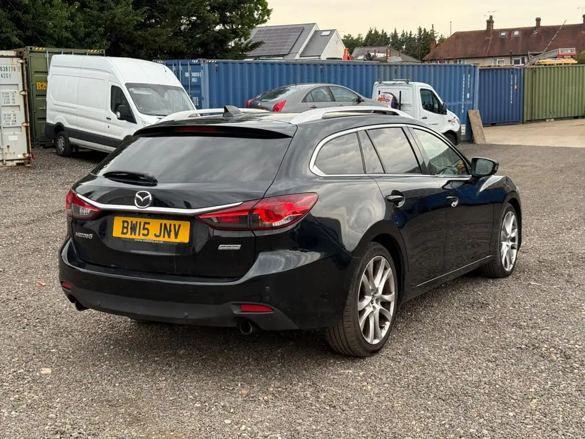 2015-mazda-mazda6-22td-sport-nav-150ps-tourer-5d-big-13