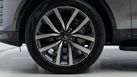 2023-land-rover-discovery-30-d300-dynamic-se-small-32
