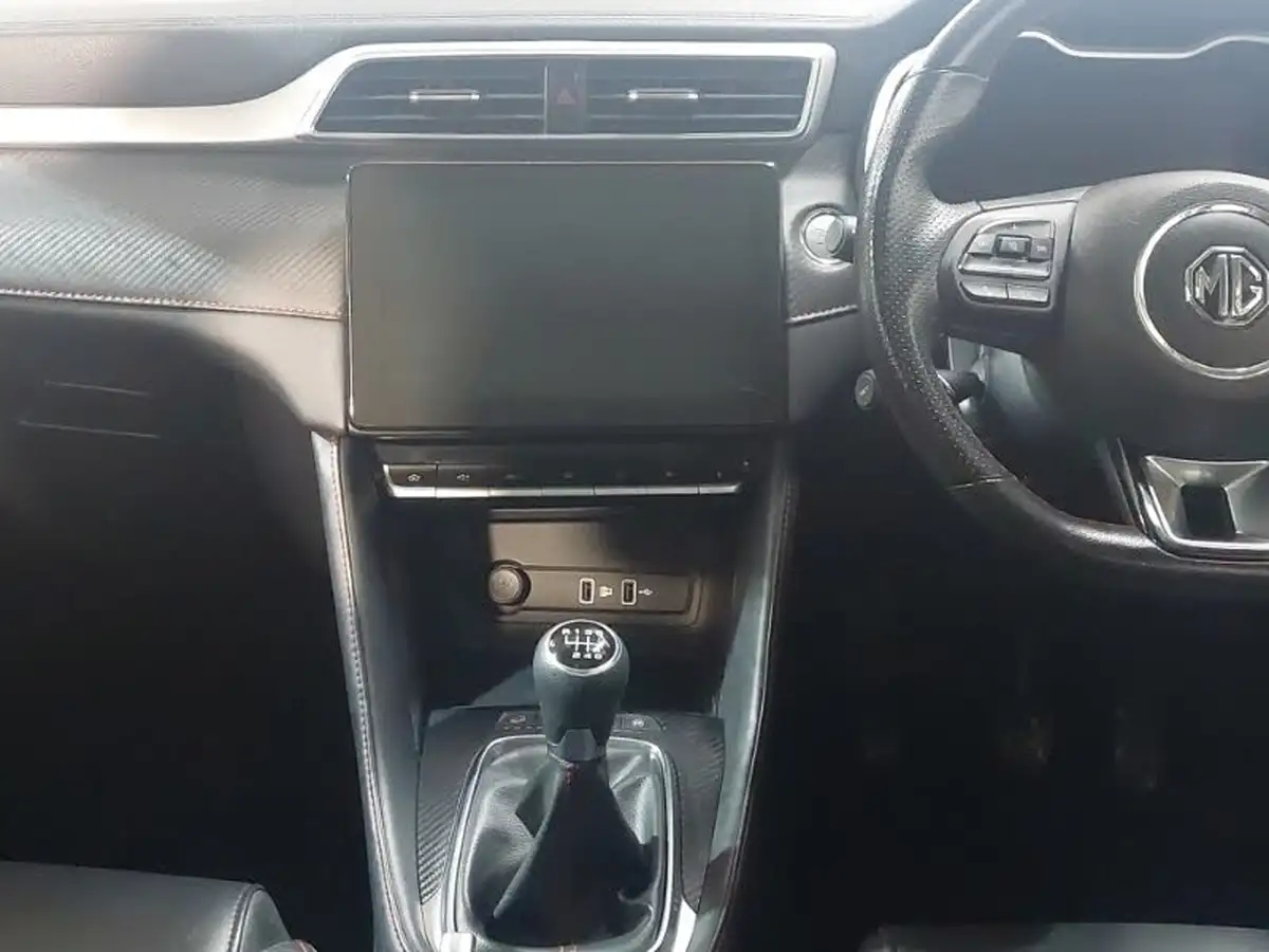 2021-mg-zs-suv-10t-gdi-exclusive-big-10