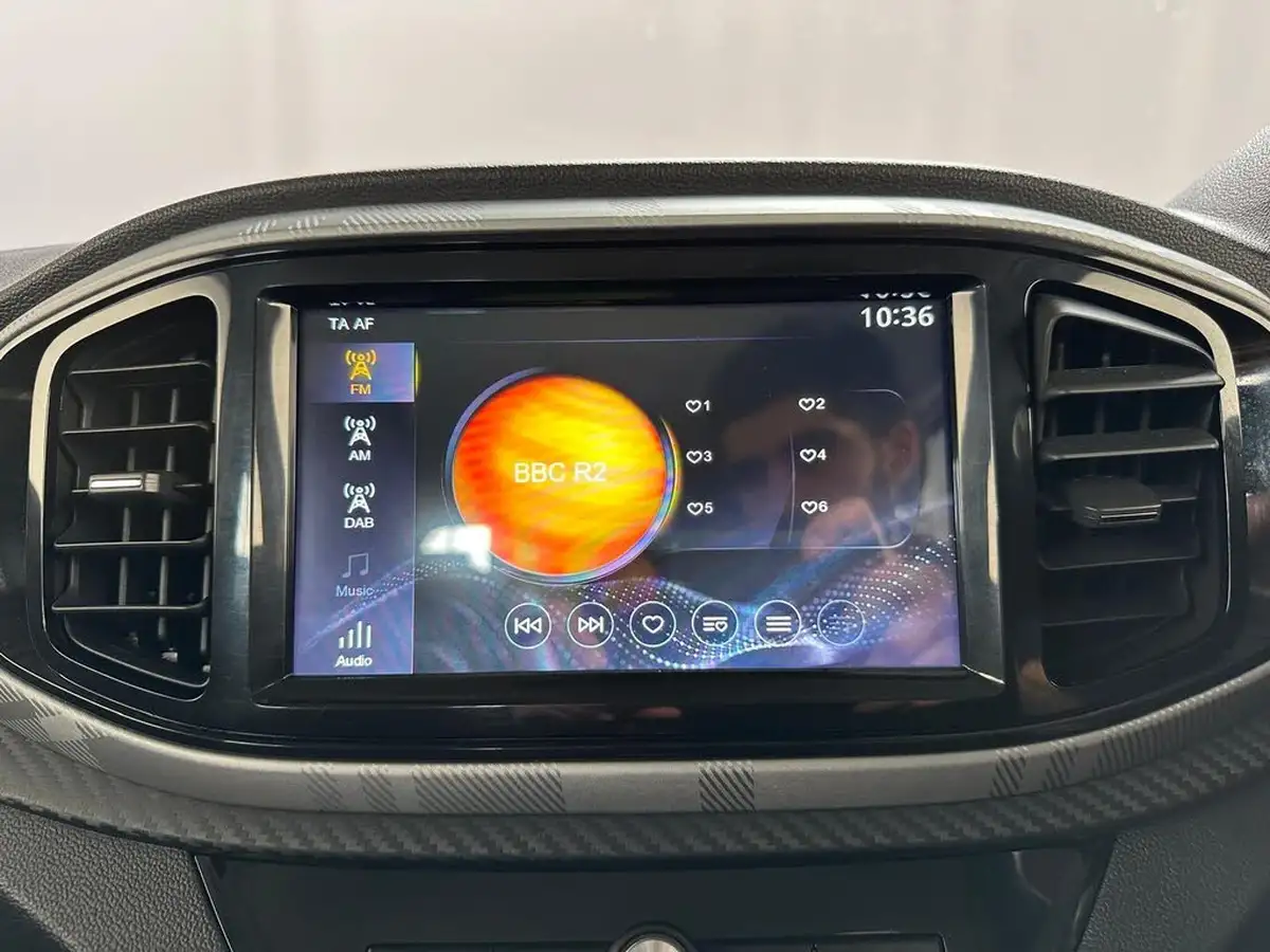 2023-mg-mg3-15-vti-tech-exclusive-nav-big-39