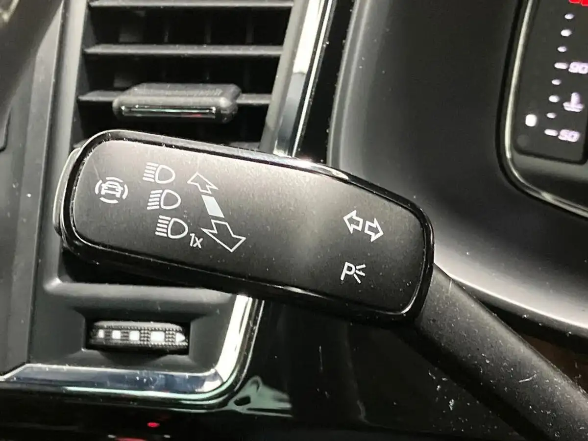 2019-seat-ateca-20tdi-xcellence-lux-150ps-ss-1968cc-dsg-big-38