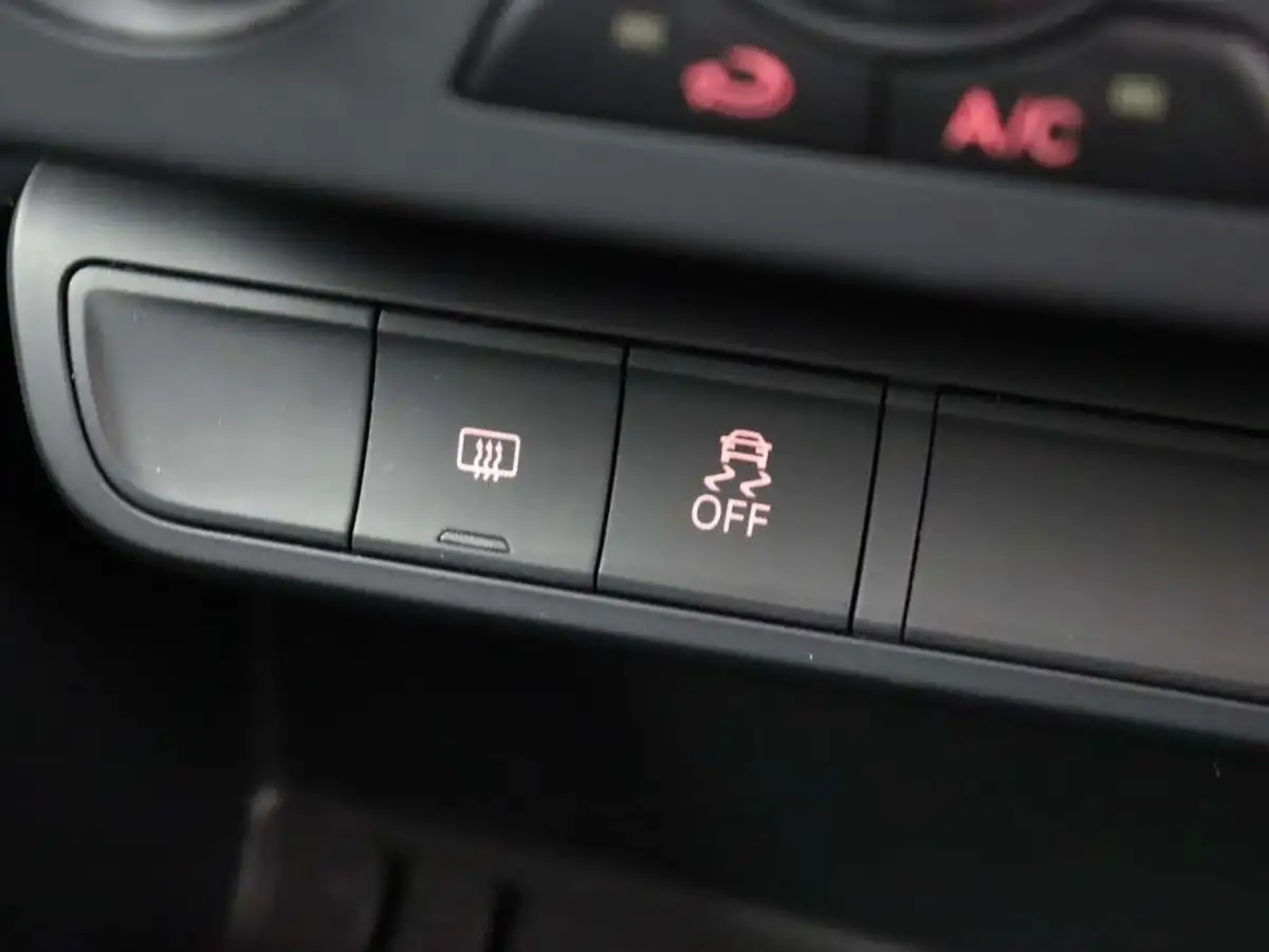 2018-audi-a1-10-tfsi-s-line-nav-sportback-5d-tronic-big-45