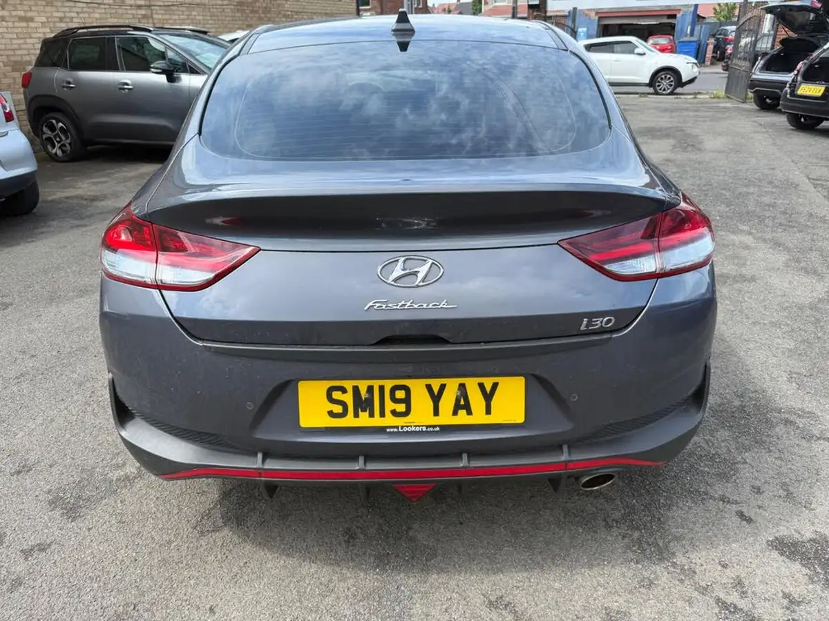 2019-hyundai-i30-14-t-gdi-n-line-nav-fastback-big-6